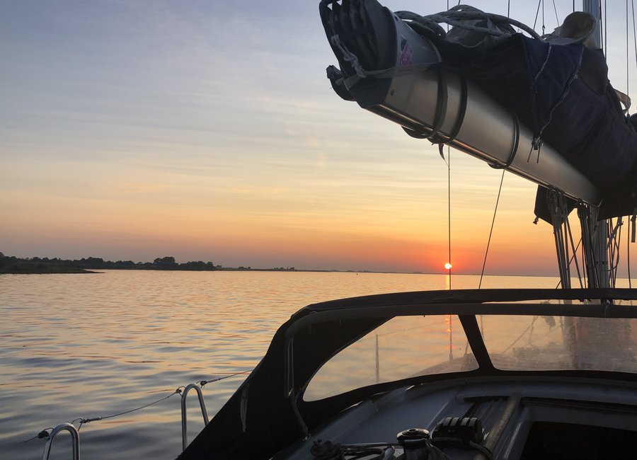zonsondergang Aquavitesse.jpg